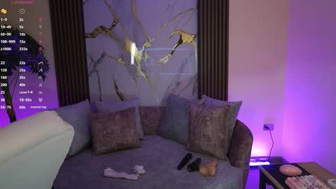 Ana online show from October 4, 12:14 pm