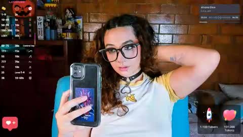 Snapshot of annycolin chatting on October 29, 2:47 am Anny IG online show from October 29, 2:47 am