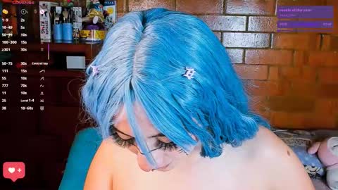 Snapshot of annycolin chatting on October 31, 5:41 am Anny IG online show from October 31, 5:41 am