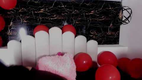 Anny online show from February 12, 9:10 pm