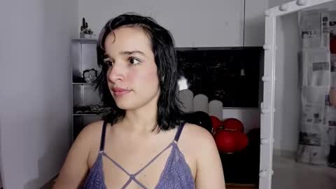 Anny online show from February 18, 8:27 pm