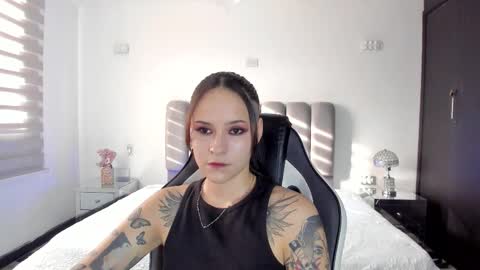 AnnyT online show from March 10, 9:31 pm