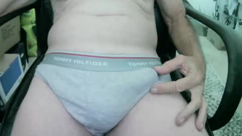 Snapshot of anon4now64 chatting on February 5, 9:29 pm ANON4NOW64 online show from February 5, 9:29 pm