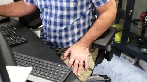 Snapshot of anonycock7 chatting on October 22, 1:00 pm D online show from October 22, 1:00 pm