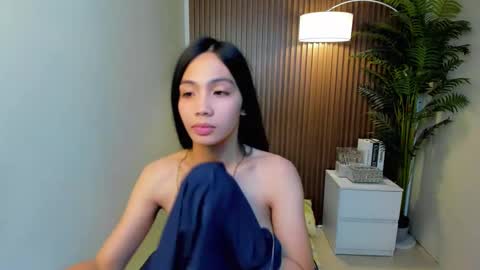 Stacy Maurice online show from December 1, 7:36 pm