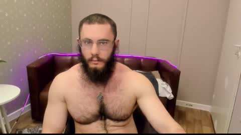 Ant online show from December 14, 9:14 am