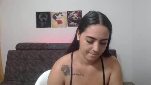 Snapshot of anthonela_queen chatting on March 2, 2:54 pm Anthonela Queen online show from March 2, 2:54 pm