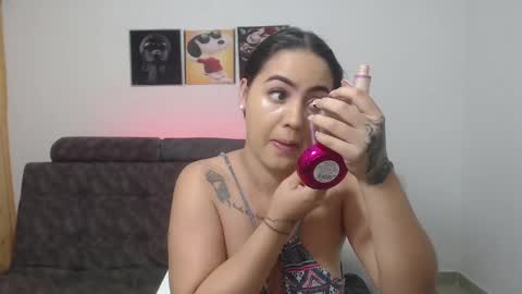 Snapshot of anthonela_queen chatting on March 3, 12:05 pm Anthonela Queen online show from March 3, 12:05 pm