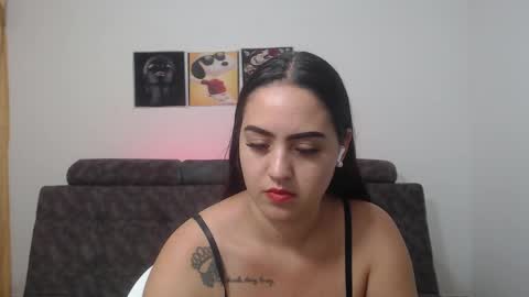 Snapshot of anthonela_queen chatting on March 10, 1:54 pm Anthonela Queen online show from March 10, 1:54 pm