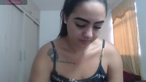 Snapshot of anthonela_queen chatting on October 4, 12:14 pm Anthonela Queen online show from October 4, 12:14 pm