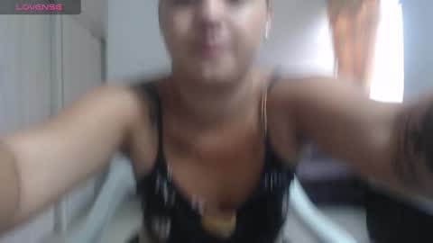 Snapshot of anthonela_queen chatting on November 14, 12:59 pm Anthonela Queen online show from November 14, 12:59 pm