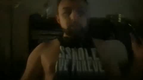 Snapshot of anthonym3 chatting on November 30, 4:38 am Ant online show from November 30, 4:38 am