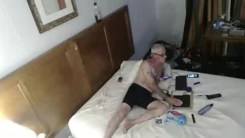 Snapshot of anthonystevens1075 chatting on December 2, 9:14 am anthonystevens1075 online show from December 2, 9:14 am