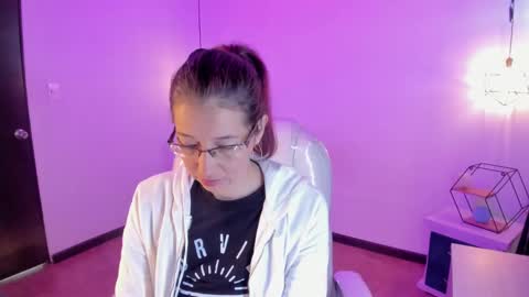 Snapshot of antoneella__ chatting on February 9, 12:08 pm Antonella online show from February 9, 12:08 pm