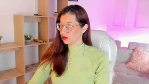 Snapshot of antoneella__ chatting on September 28, 12:10 pm Antonella online show from September 28, 12:10 pm