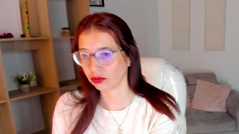 Snapshot of antoneella__ chatting on October 18, 12:17 pm Antonella online show from October 18, 12:17 pm