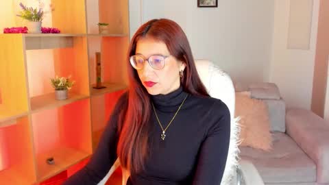 Snapshot of antoneella__ chatting on November 21, 12:15 pm Antonella online show from November 21, 12:15 pm