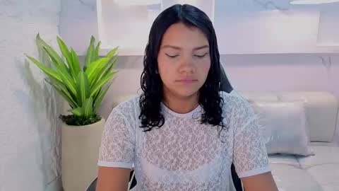 Antonela online show from October 1, 12:55 pm