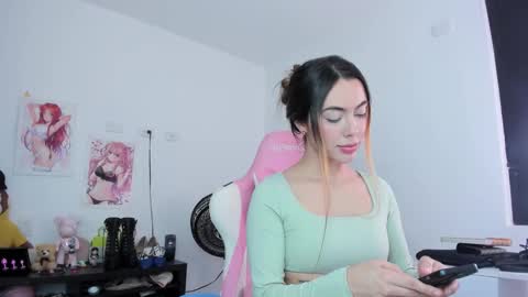 Snapshot of antonella_28_ chatting on October 16, 8:54 pm Antonella online show from October 16, 8:54 pm