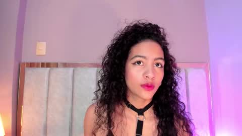 AntonellaHall  online show from November 22, 12:37 pm