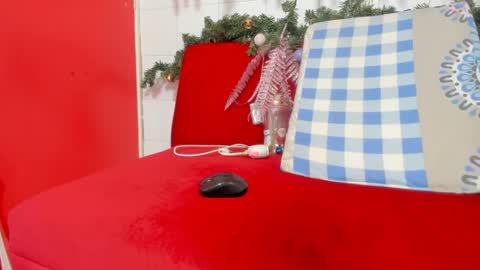 Snapshot of antonellakling_ chatting on December 27, 12:23 pm ANTONELLA online show from December 27, 12:23 pm