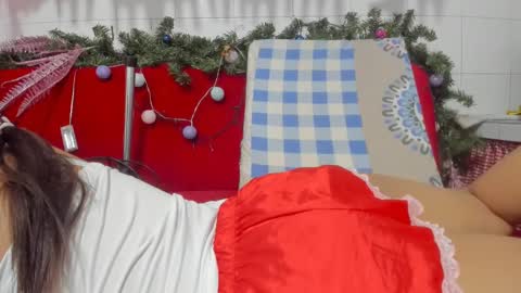 Snapshot of antonellakling_ chatting on December 29, 10:34 am ANTONELLA online show from December 29, 10:34 am
