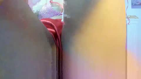 Snapshot of antonellakling_ chatting on February 16, 3:27 pm ANTONELLA online show from February 16, 3:27 pm