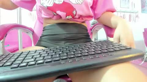 Snapshot of antonellakling_ chatting on September 26, 11:58 am ANTONELLA online show from September 26, 11:58 am