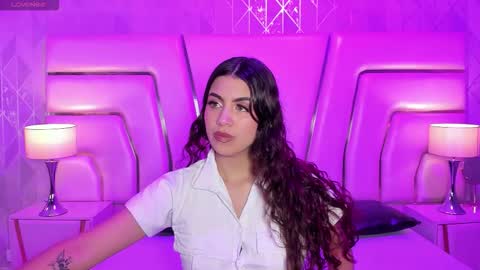 Snapshot of antonellapowell chatting on October 28, 4:27 am   online show from October 28, 4:27 am