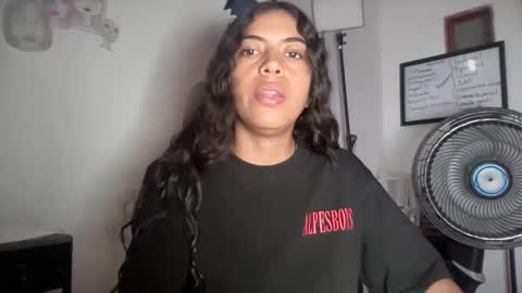 Snapshot of antoniabloom chatting on September 22, 2:02 am Antonia online show from September 22, 2:02 am