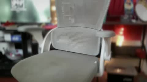 Snapshot of antoniabloom chatting on December 16, 3:44 am Antonia online show from December 16, 3:44 am