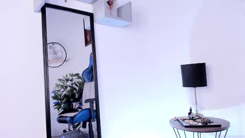 Antonia online show from December 20, 11:47 pm