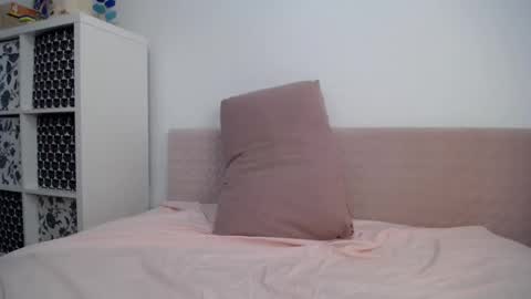 Snapshot of antoniamartin1 chatting on January 16, 11:48 am Antonia online show from January 16, 11:48 am