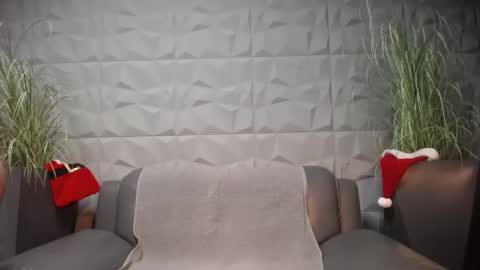 HI My name is Antonio online show from December 4, 8:07 pm