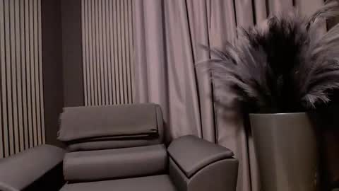 HI My name is Antonio online show from October 1, 6:58 pm