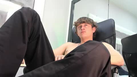 Anthony King online show from October 2, 8:38 pm