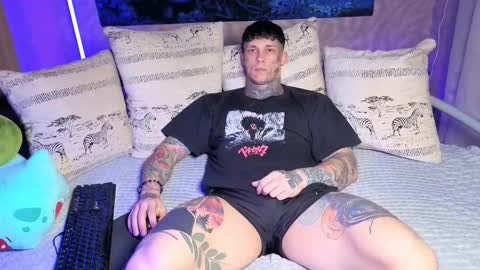 Snapshot of anubisgod88 chatting on November 14, 5:06 am Tom online show from November 14, 5:06 am