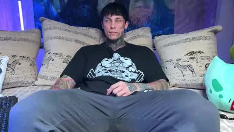 Tom online show from January 18, 5:22 am