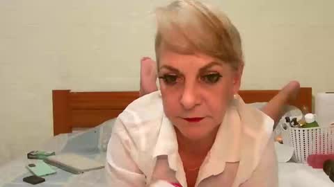 Snapshot of any_cat chatting on January 1, 7:52 am ANY CAT online show from January 1, 7:52 am