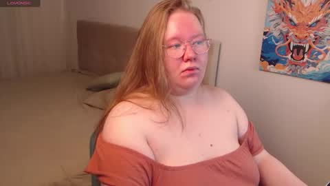 Snapshot of anya_muna chatting on December 8, 10:47 pm Anya Muna online show from December 8, 10:47 pm