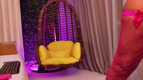 Anya online show from October 3, 6:27 pm