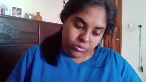 anydanyg online show from November 26, 6:25 am