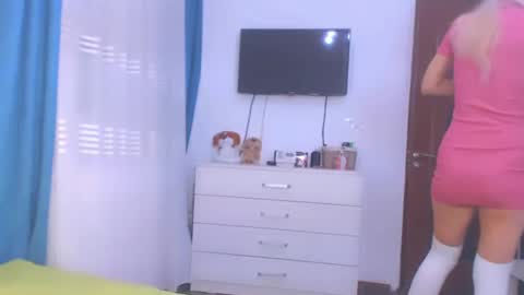 An online show from December 13, 12:53 am