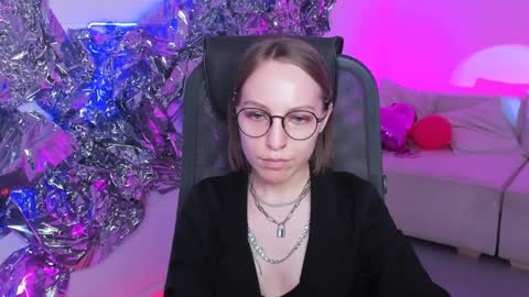 APHEX QUEEN online show from December 5, 8:22 pm