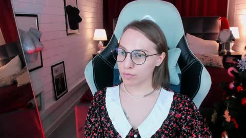 APHEX QUEEN online show from December 11, 4:09 pm