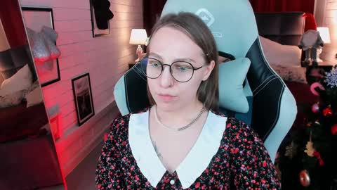 APHEX QUEEN online show from December 11, 7:14 pm