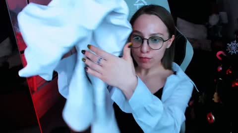 APHEX QUEEN online show from December 12, 7:48 pm