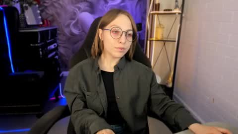 APHEX QUEEN online show from February 27, 9:11 am