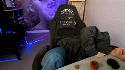 APHEX QUEEN online show from February 27, 12:13 pm