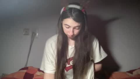 aphr0dite22 online show from January 14, 4:34 pm